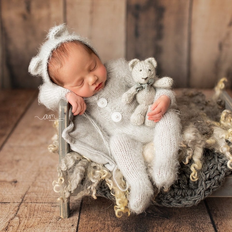 Newborn Fuzzy Bear Bonnet and Footie Pajamas Set Bubblegum Props